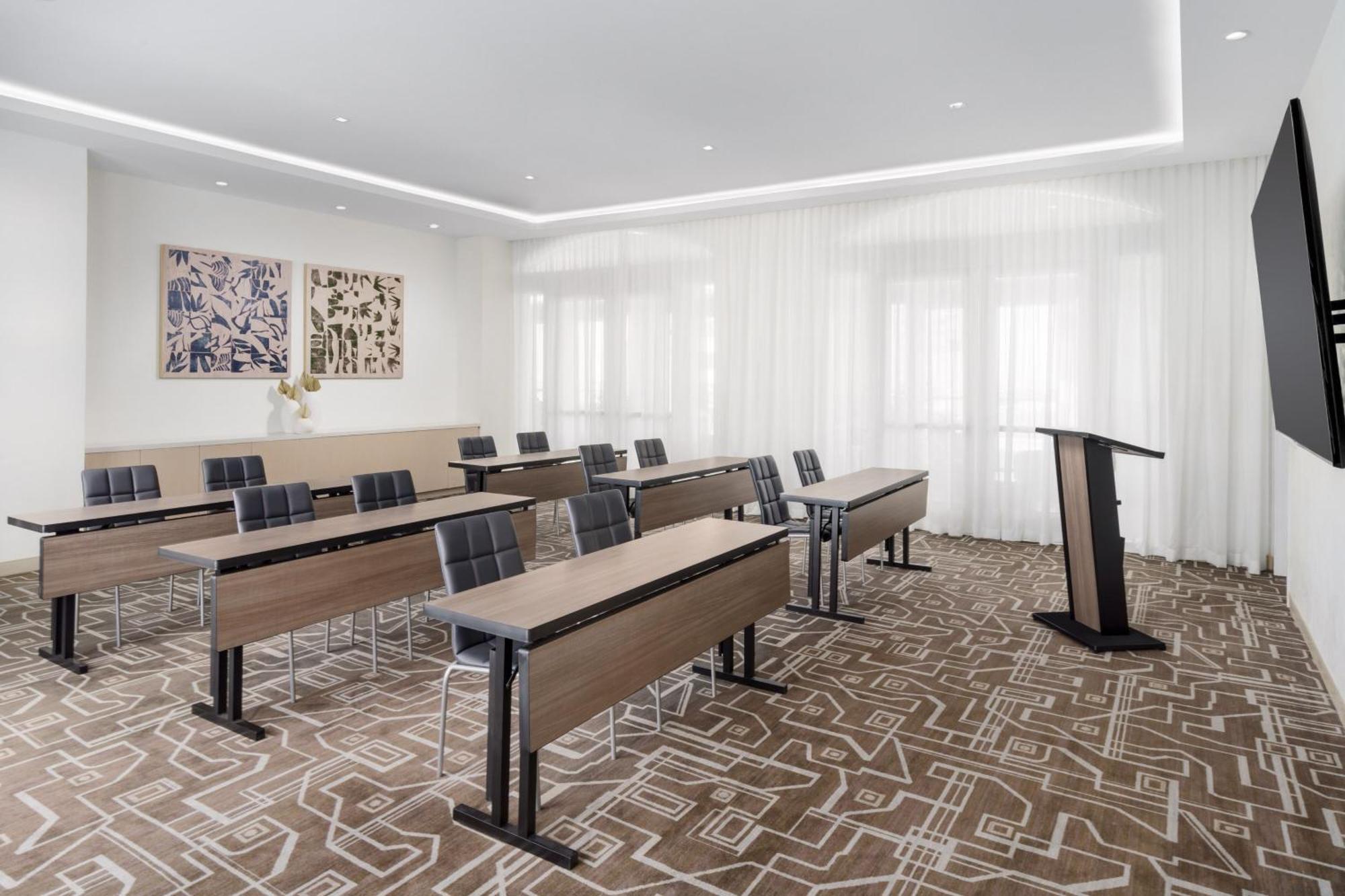 Ac Hotel St Petersburg Downtown เซนต์ปีเตอร์สเบิร์ก ภายนอก รูปภาพ