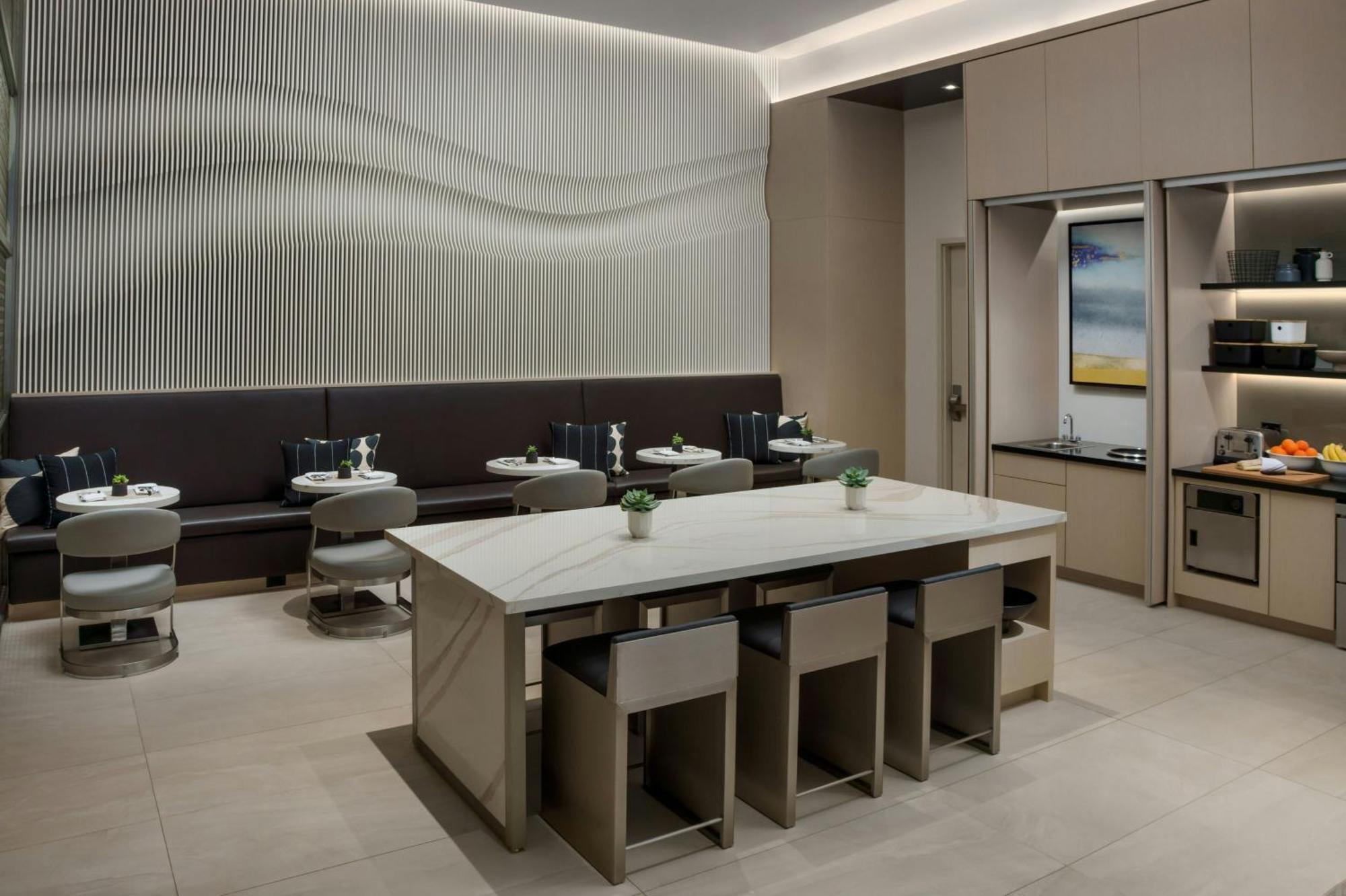 Ac Hotel St Petersburg Downtown เซนต์ปีเตอร์สเบิร์ก ภายนอก รูปภาพ