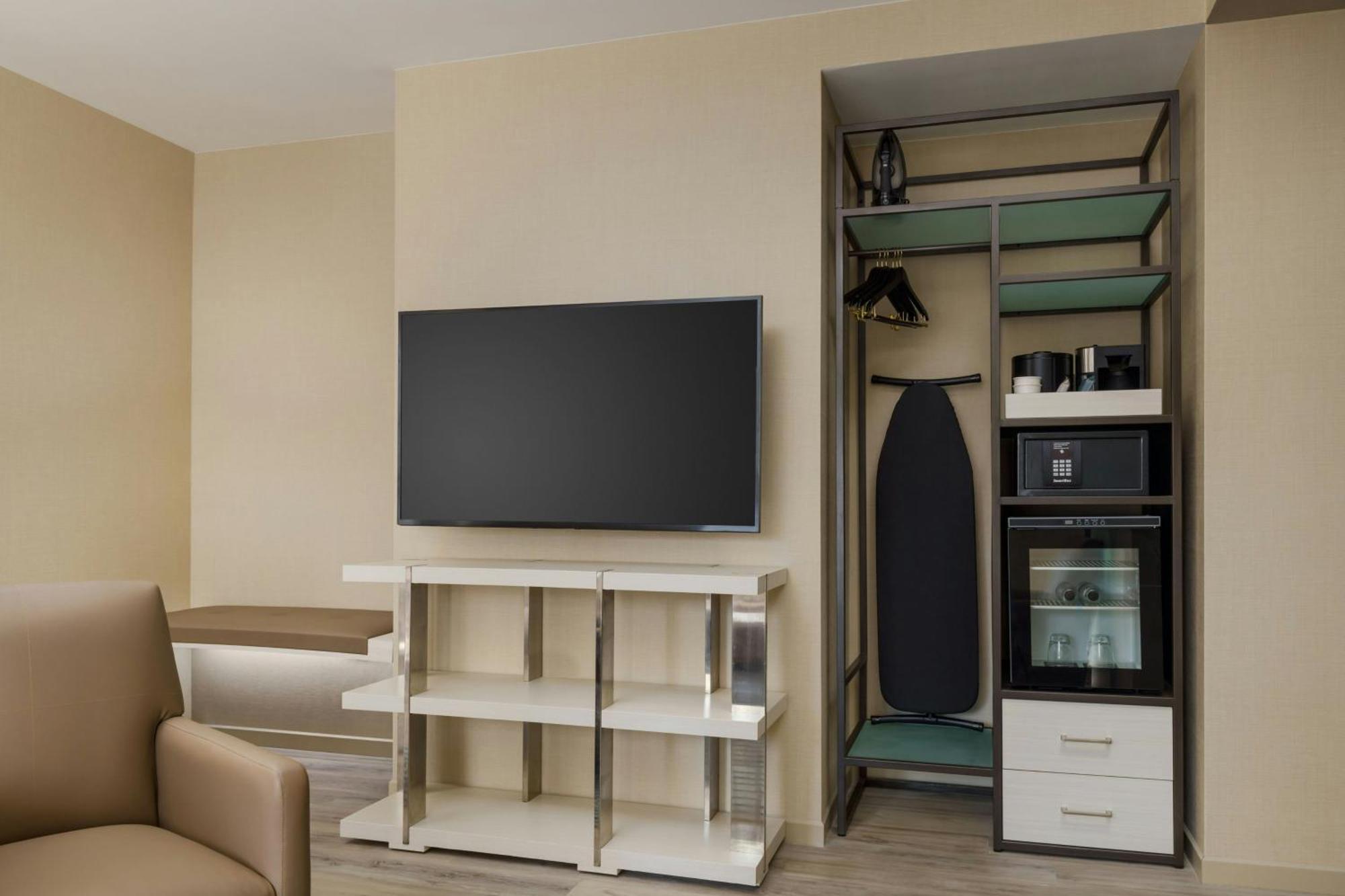 Ac Hotel St Petersburg Downtown เซนต์ปีเตอร์สเบิร์ก ภายนอก รูปภาพ