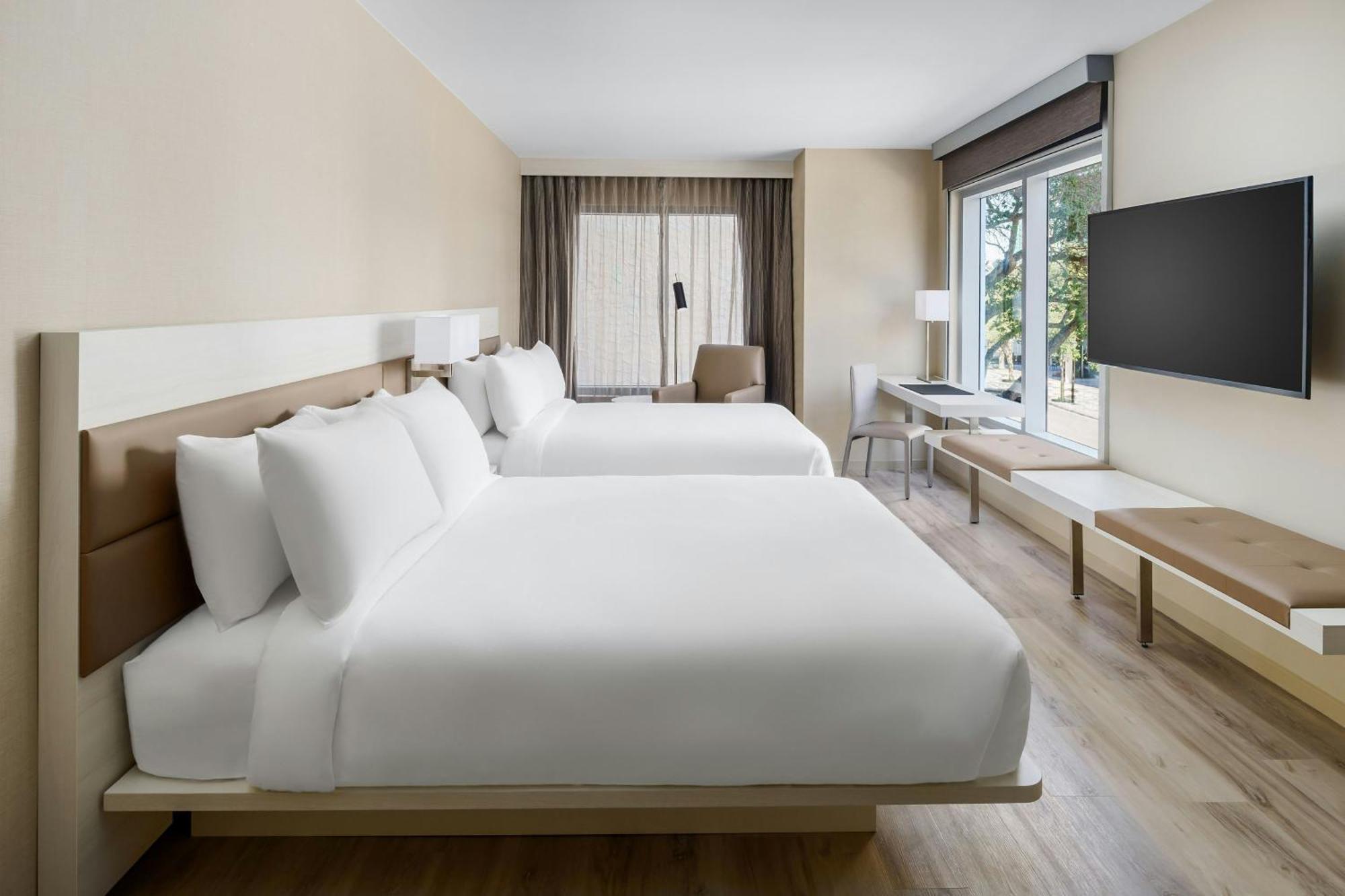 Ac Hotel St Petersburg Downtown เซนต์ปีเตอร์สเบิร์ก ภายนอก รูปภาพ