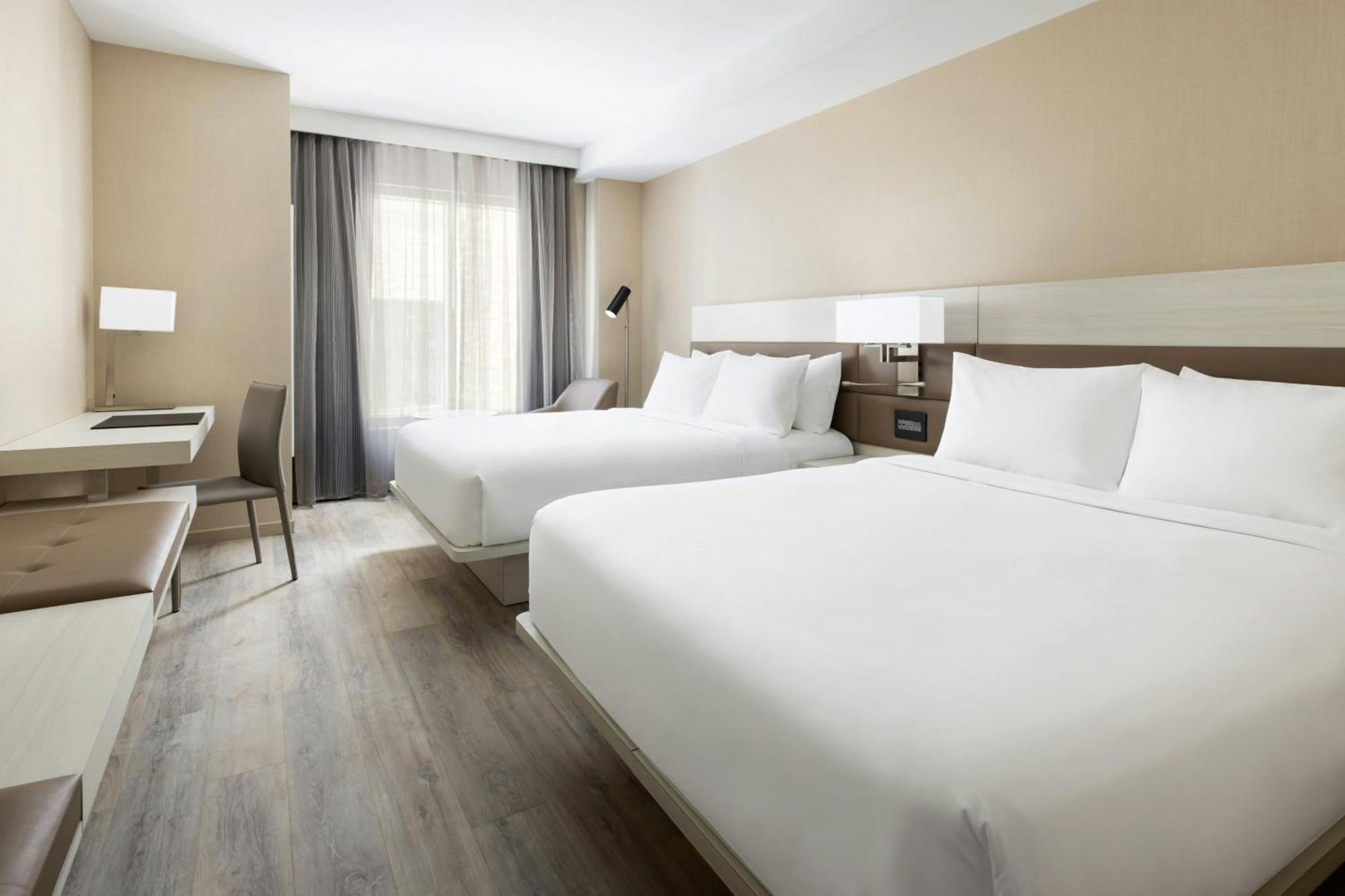 Ac Hotel St Petersburg Downtown เซนต์ปีเตอร์สเบิร์ก ภายนอก รูปภาพ