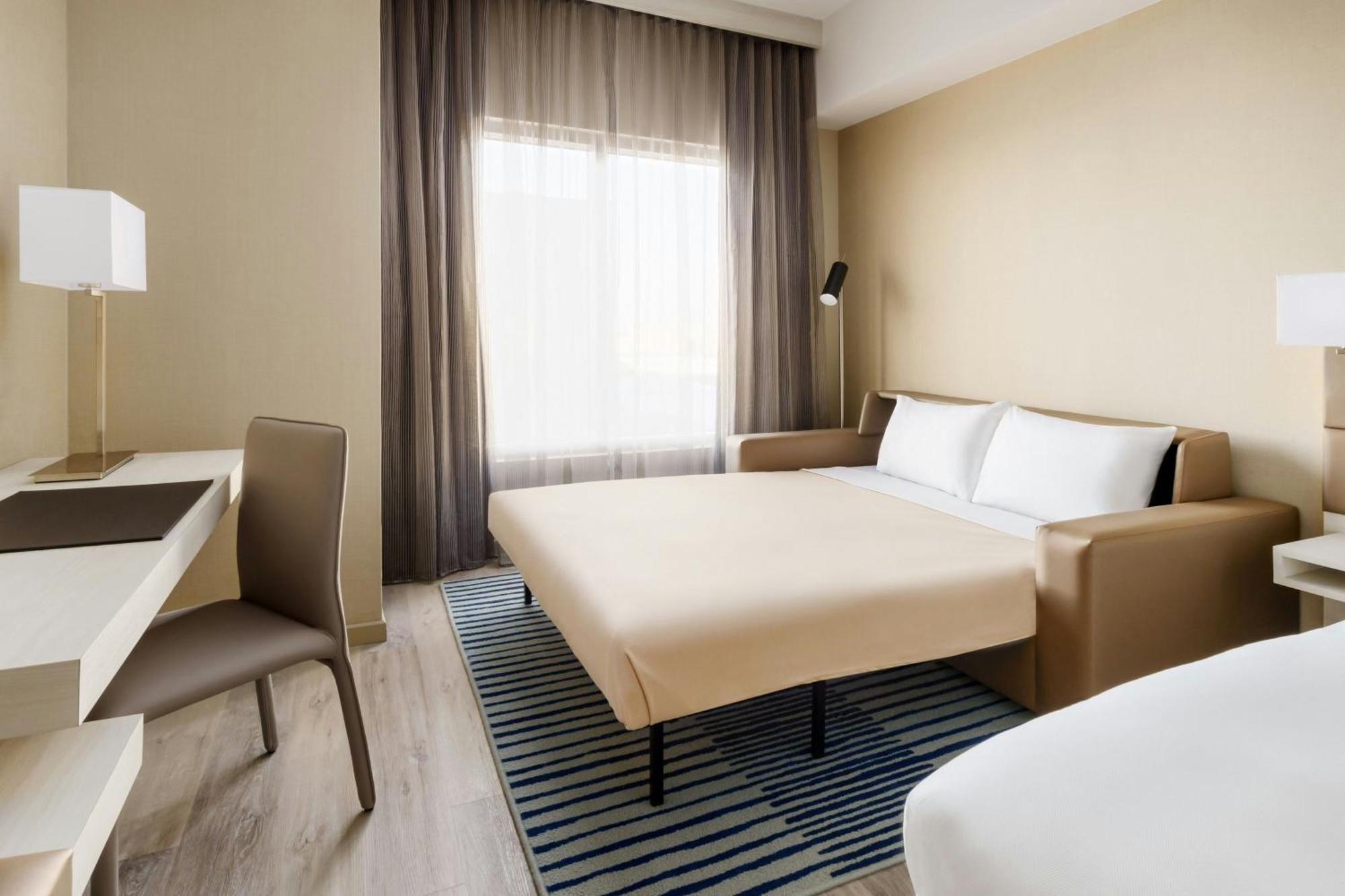 Ac Hotel St Petersburg Downtown เซนต์ปีเตอร์สเบิร์ก ภายนอก รูปภาพ